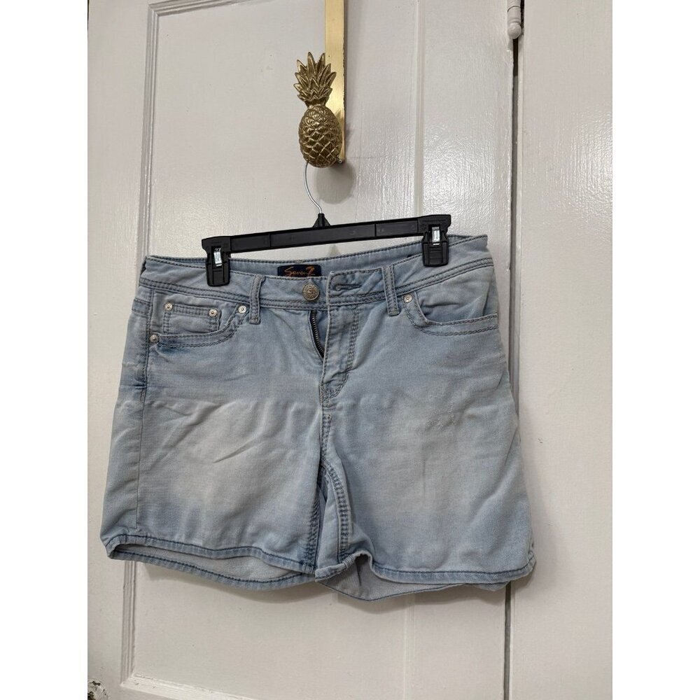 Seven7 women’s size 10 Jean Shorts - Picture 2 of 11